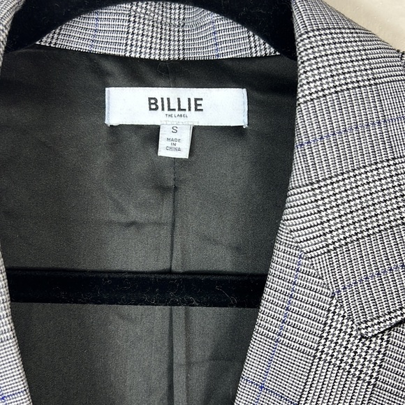 Billie The Label Plaid Diana Blazer - Picture 6 of 9